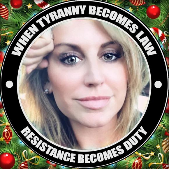 Poshmark profile picture for @priss